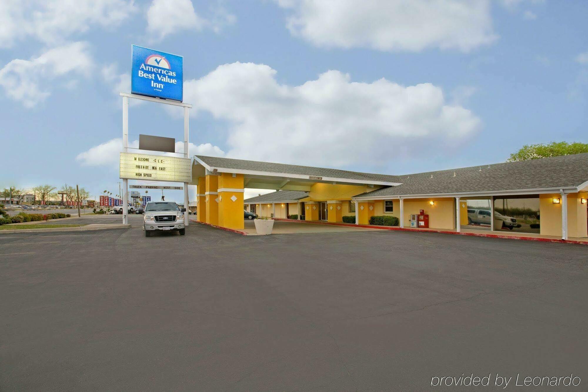 Value Lodge Brownwood Esterno foto