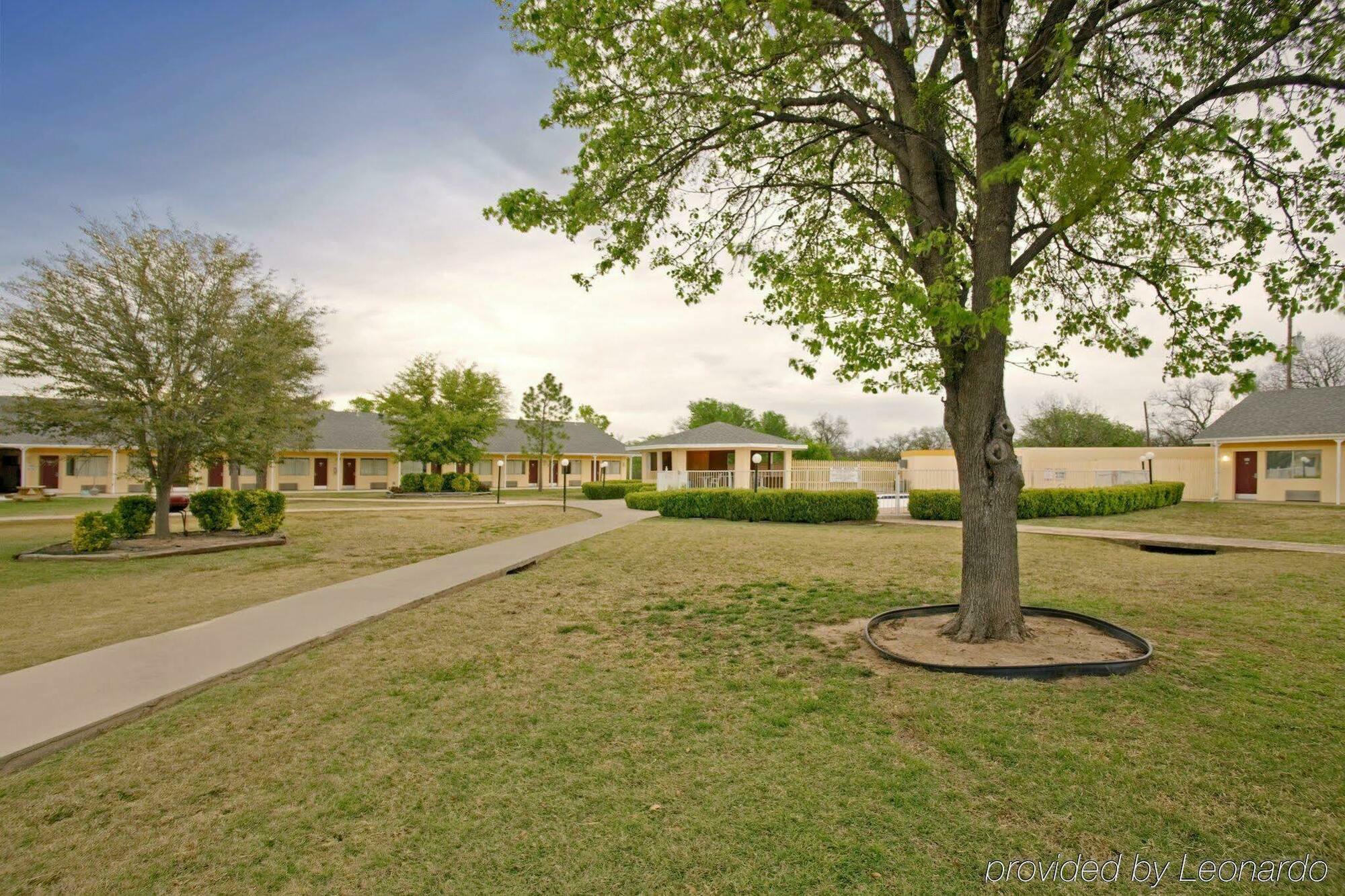 Value Lodge Brownwood Esterno foto